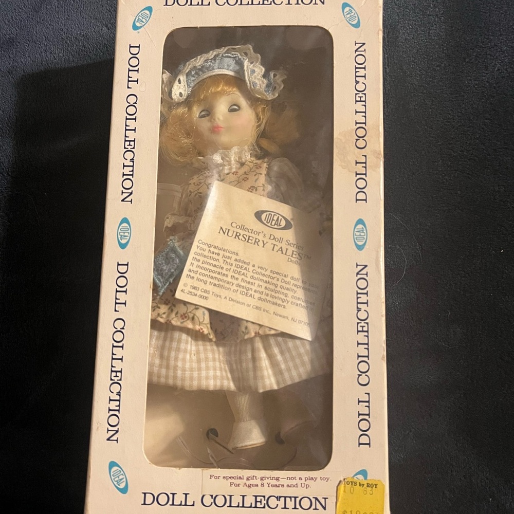 IDEAL Doll with Blue Dress and Hat
Nursery collection